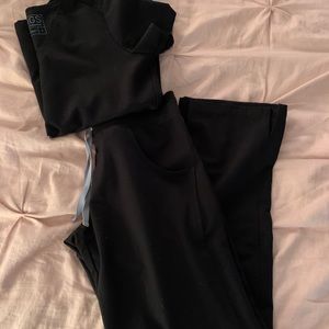 Figs Women’s Scrub Set